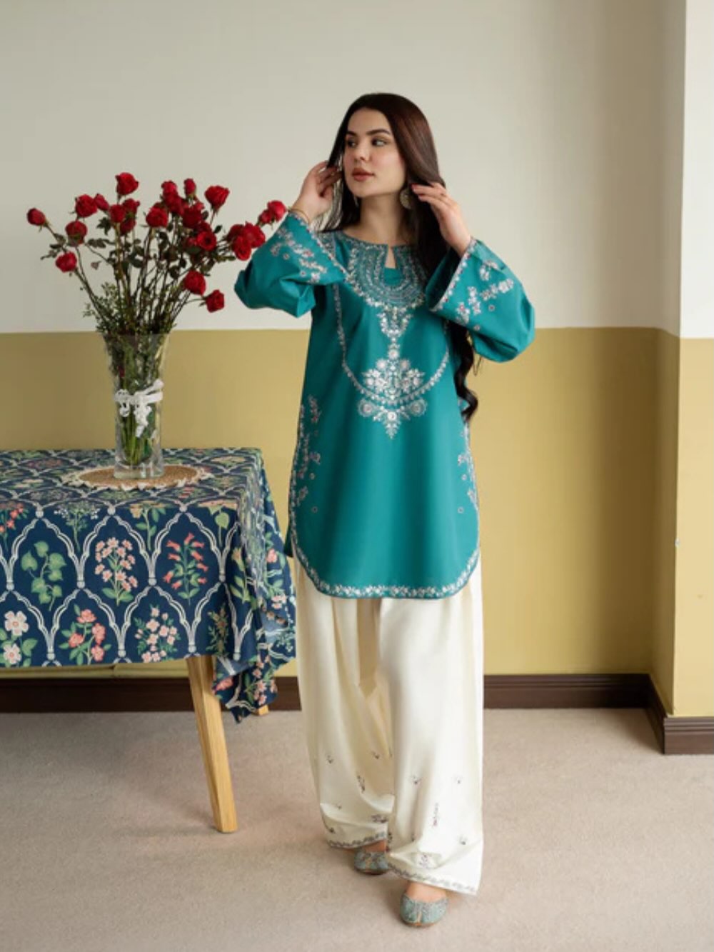 Airah - Embroidered 2PC