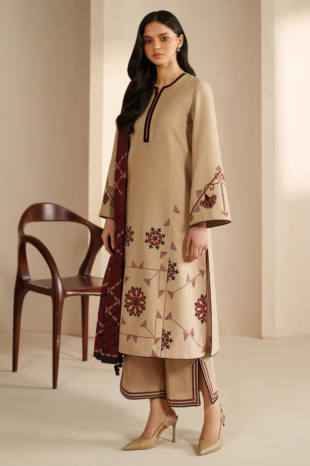 Naqsh Elegance 3PC (Cotton Lawn)