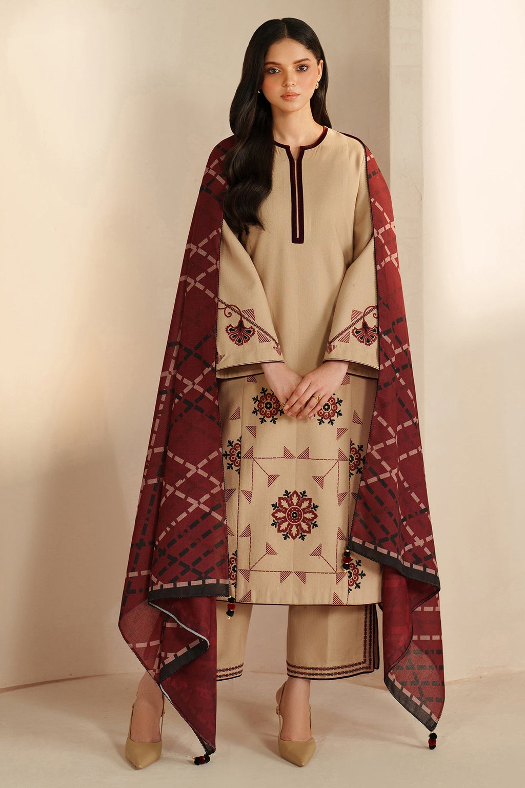 Naqsh Elegance 3PC (Cotton Lawn)