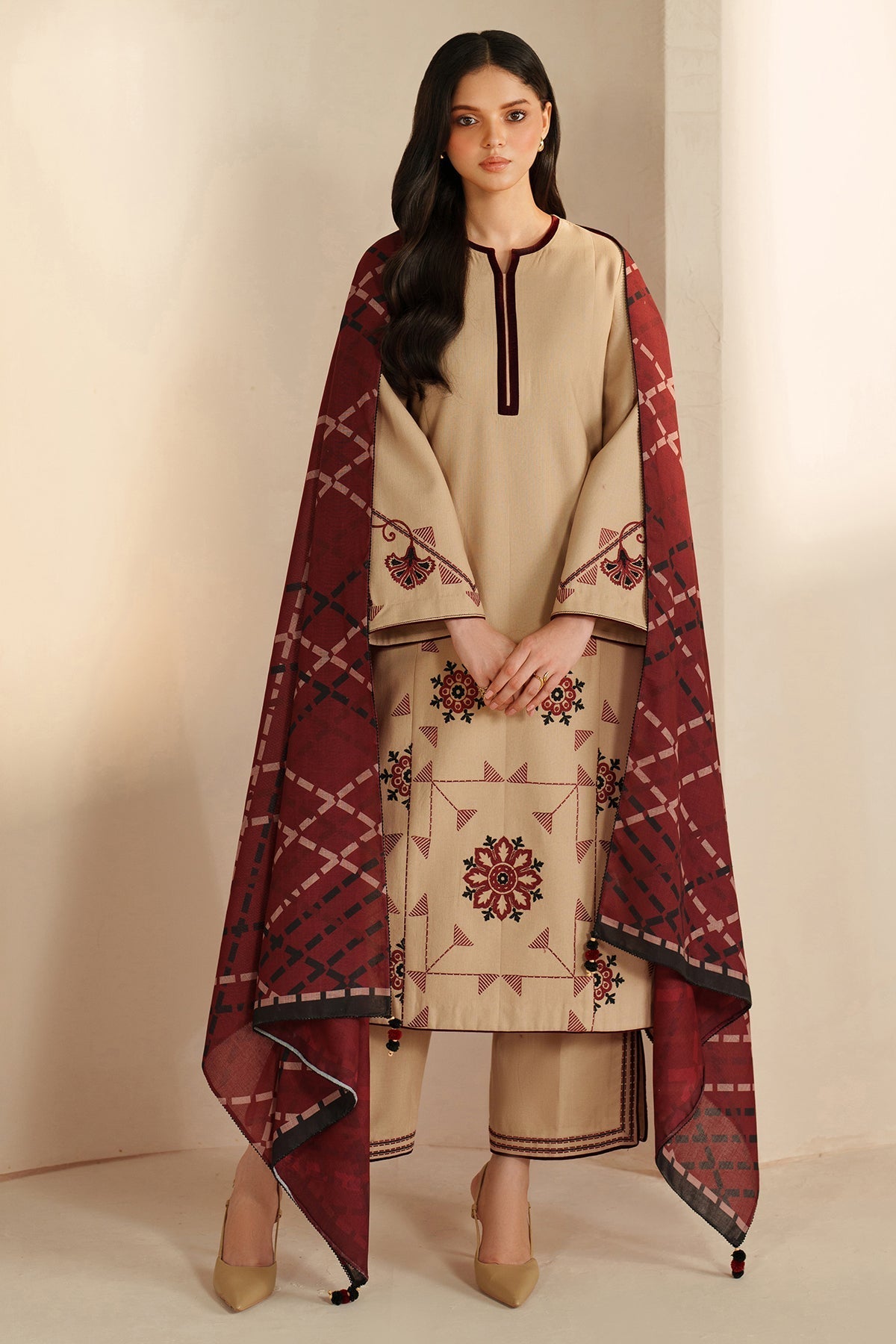 Naqsh Elegance 3PC (Cotton Lawn)