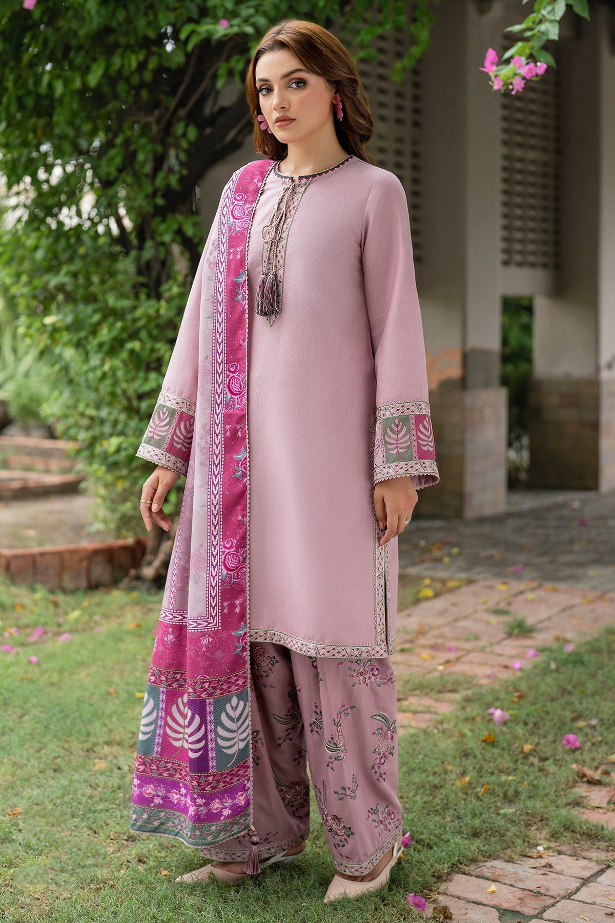 Gul-e-Zar EMB Cotton Lawn 3PC