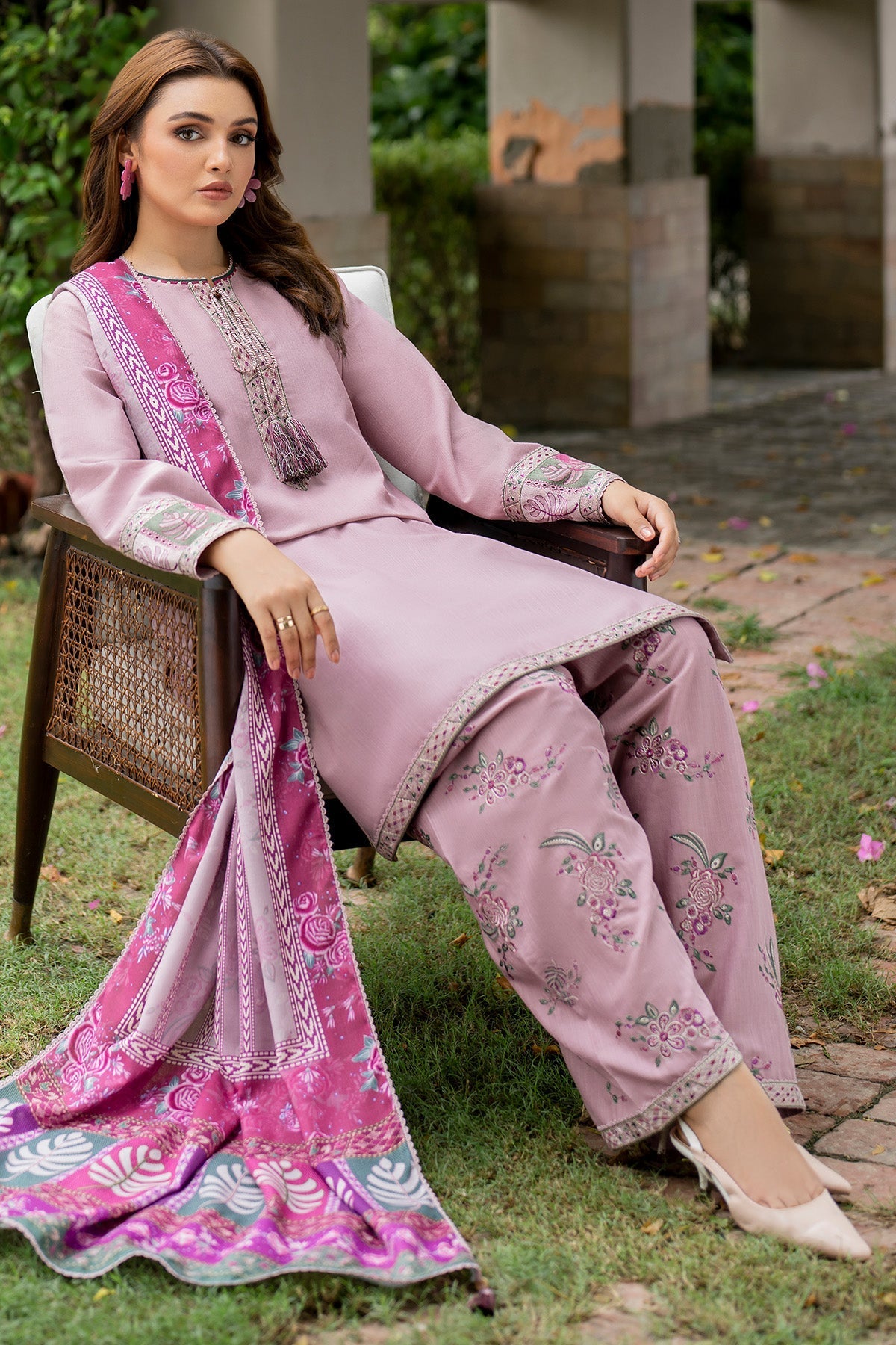 Gul-e-Zar EMB Cotton Lawn 3PC