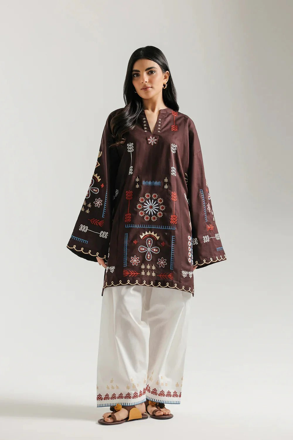 Grace Embroidered Cotton Lawn 2-Piece Suit