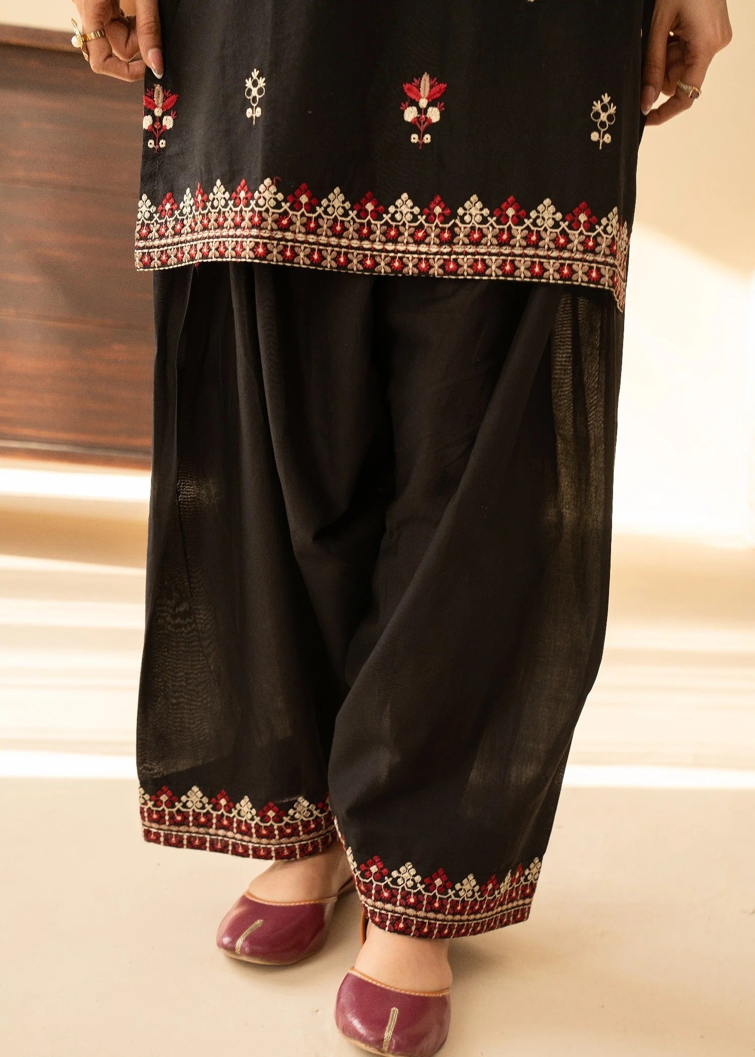 Siyah Gul – Law Embroidered 3PC